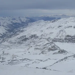 Snowboarding in Val Thorens 2017 and Sam's Injury